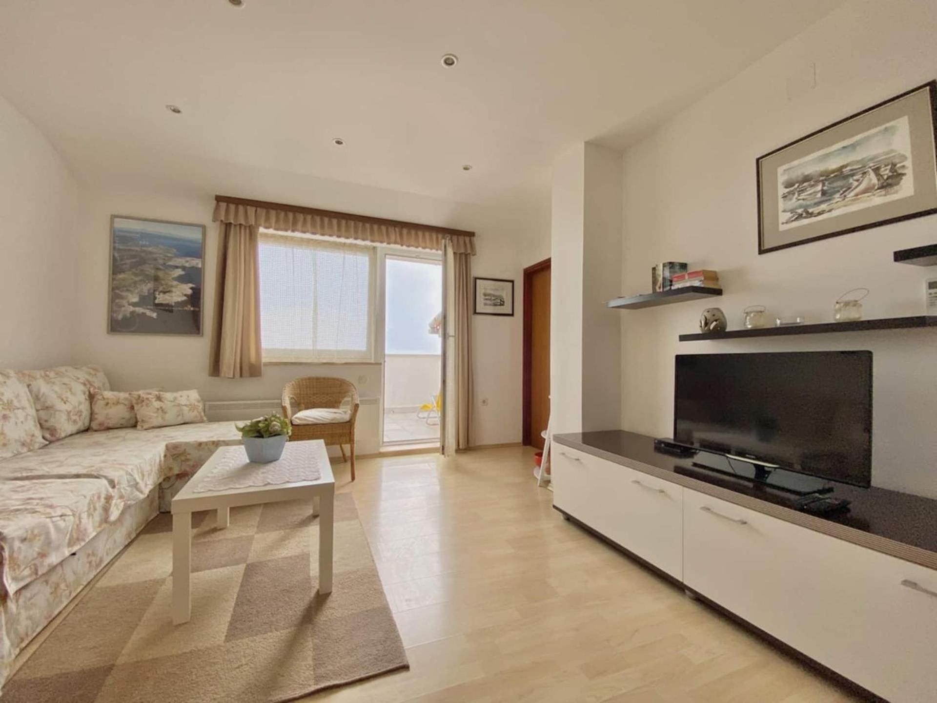 Family Apartments Viva Close To The Beach Krk Town Extérieur photo