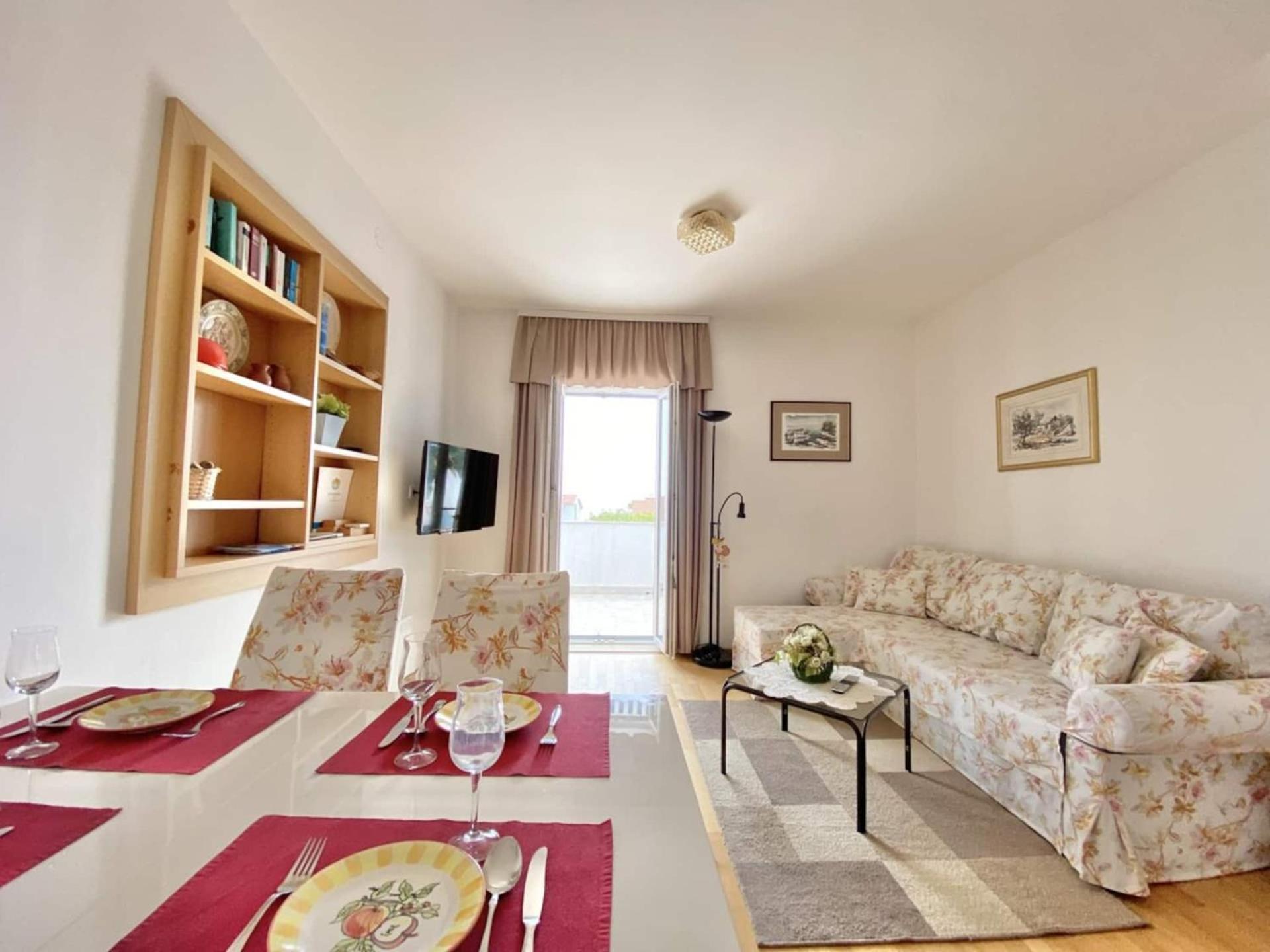 Family Apartments Viva Close To The Beach Krk Town Extérieur photo